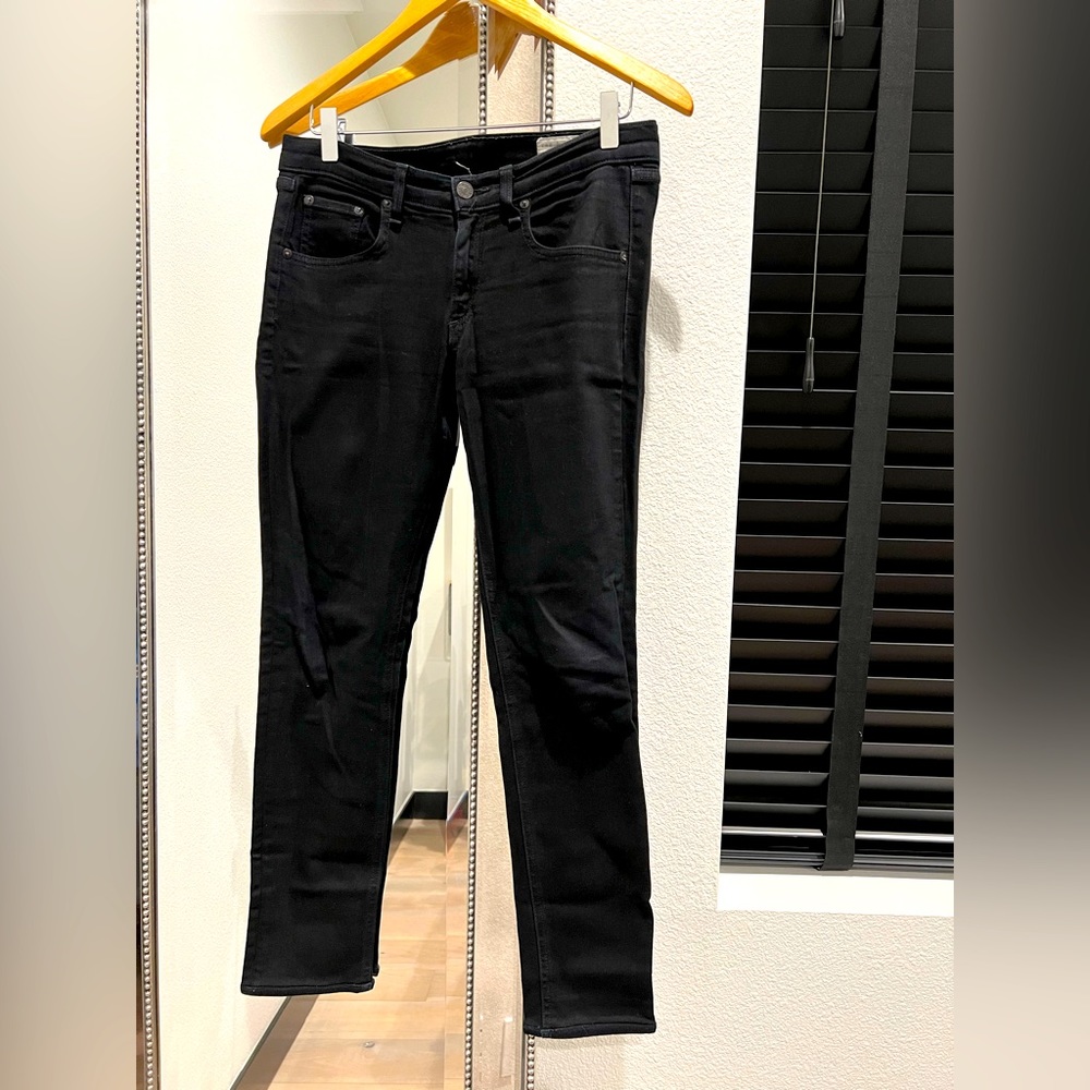 RAG & BONE: SKINNY CROP; COLOR: BLACK; SIZE: 27